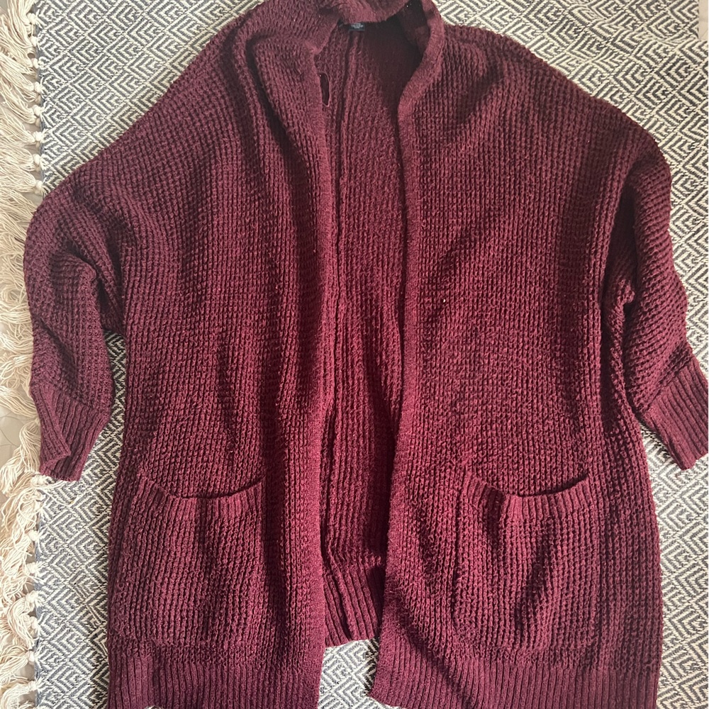 Maroon American Eagle sweater cardigan